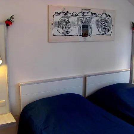 Apartment In With Seaview, Terrace, Air Condition, Wifi